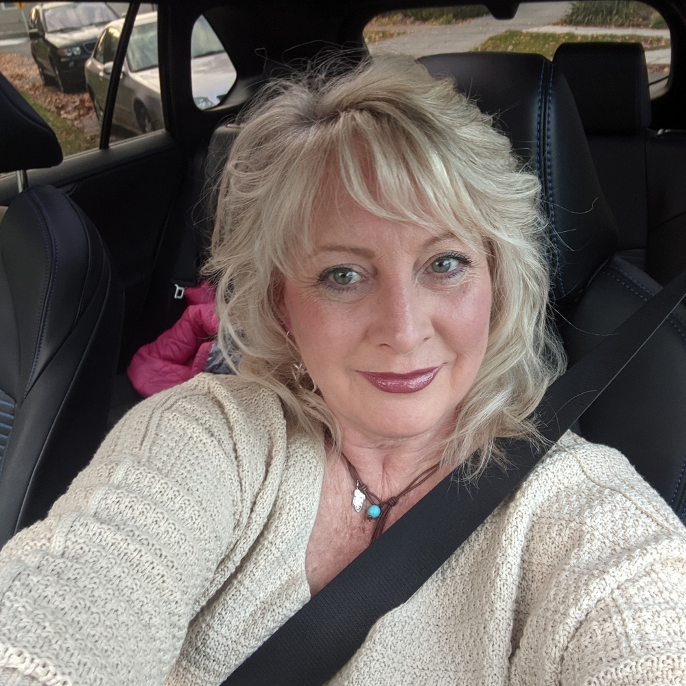 Meet your Posher, Michele